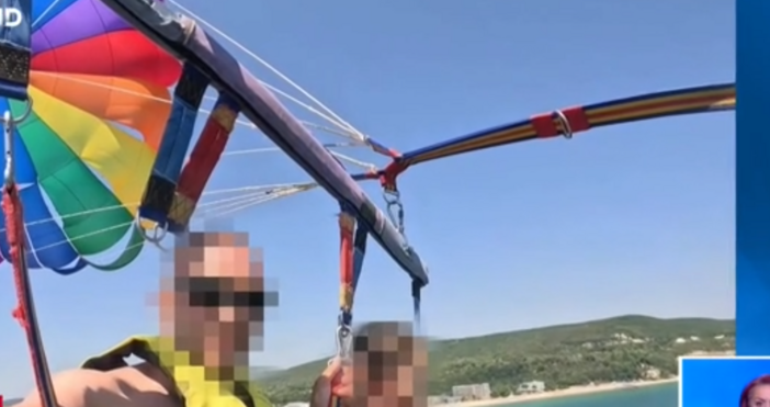 Мъж който е летял с парашут над същия плаж където