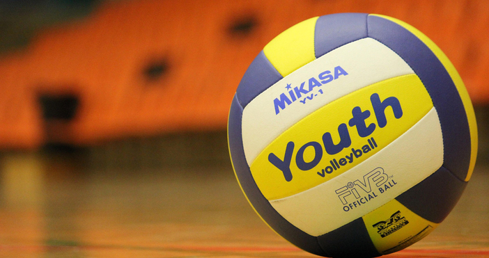 Женският ни национален отбор по волейбол започва днес участието си