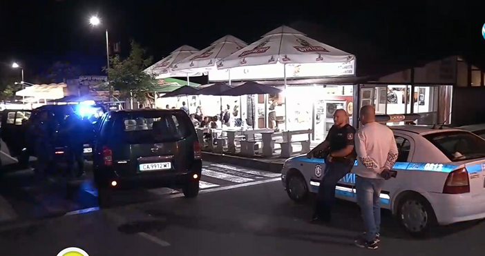 кадри Нова твГранични полицаи продължава да издирва шофьора на буса превозващ