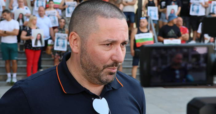 Бащата на 12 годишната Сияна Николай Попов съобщи че няма промяна