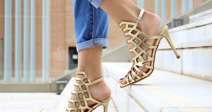 Гърция въвежда нов пакет от строги глоби за туристи които