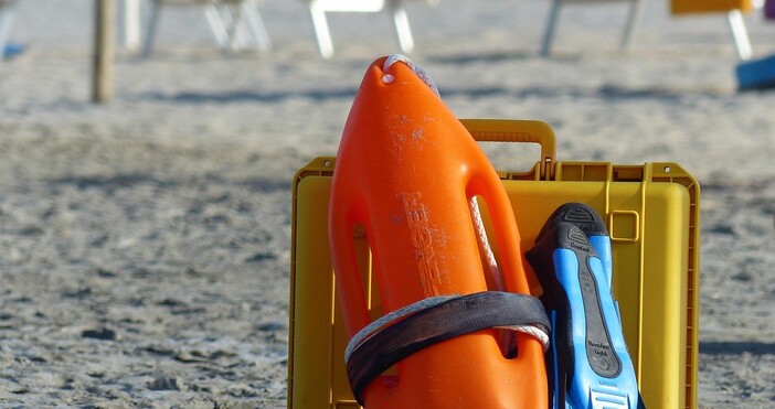 Мъж е със сериозни наранявания след инцидент на плаж в Приморско