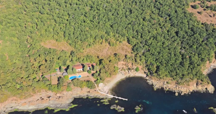 Читатели на Флагман бг изпратиха уникален въздушен кадър заснет с дрон