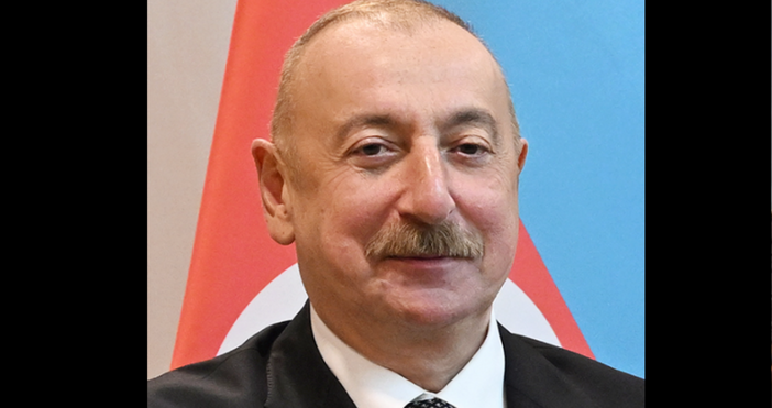 През април 1920 г руската армия нахлу и окупира Азербайджан