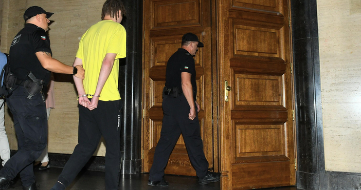 Съдът остави в ареста 18-годишния Петър Димитров, обвинен за пожара