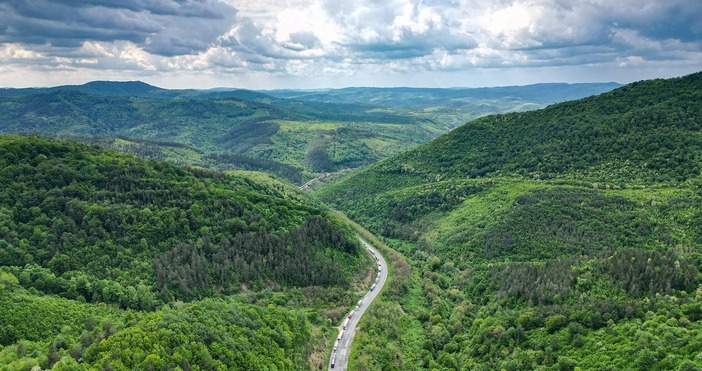 Новосъздаденото сдружение Народна палата Българска мяра  настоява името на Стара планина