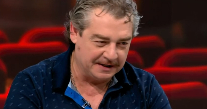 През пролетта на 2023 г директорът на Народния театър Иван