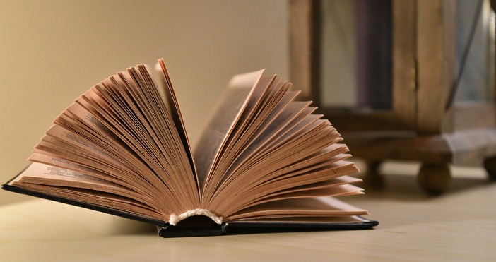 От днес на българския книжен пазар благодарение на издателство Тангра