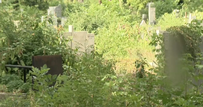 Таксите за гробни места в София ще се увеличат двойно от понеделник Решението е