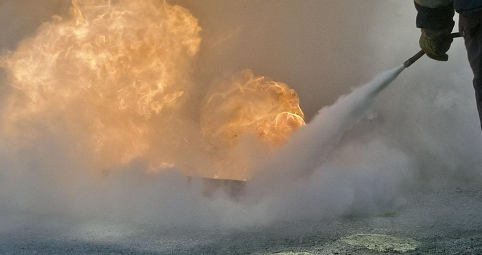 Голям пожар се разрази в района на хасковско село Бодрово