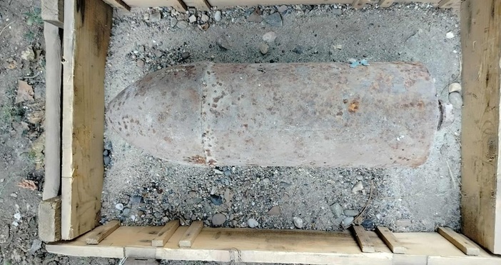 Специализиран екип от 55 инженерен полк разузна транспортира и унищожи