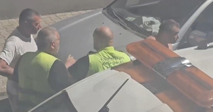 Софийският районен съд ще решава дали да остави в ареста