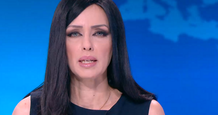 Виктория Петрова е родена на 30 август 1978 г във Варна Средното си образование