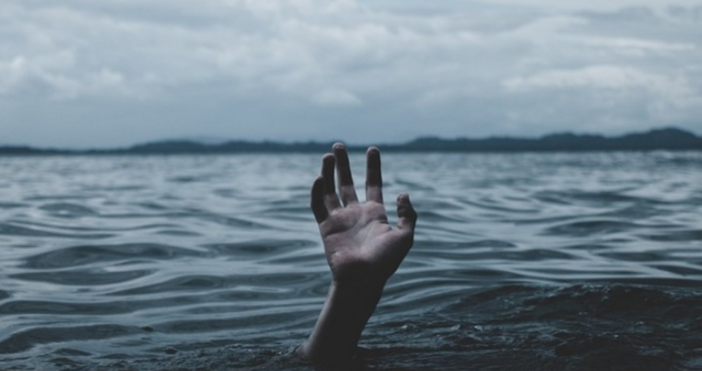 18 годишен младеж се удави в морето в Китен съобщиха от полицията На