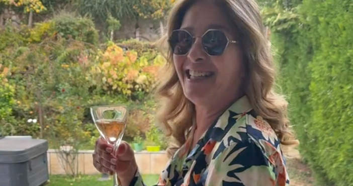 Катерина Евро е родена на 1 септември 1956 г в