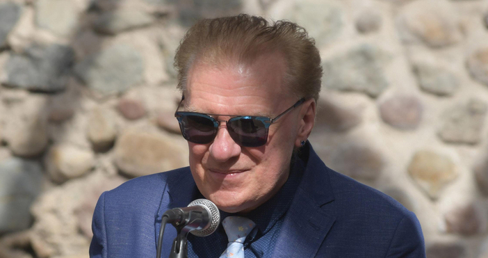 На 3 септември рожден ден празнува големият Васил Найденов Васил Найденов е български поп певец композитор и текстописец