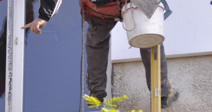 Ченгета сгащиха наглия крадецКражба на стекове с топлоизолация от строителен