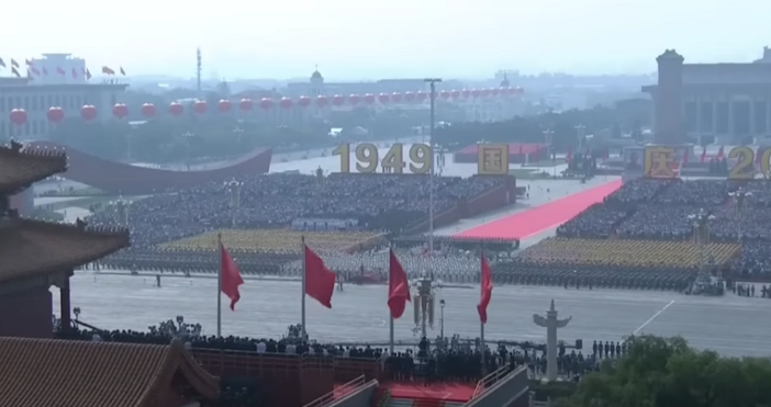 Огромна демонстрация на военна мощ се поткзва пред света  На 3