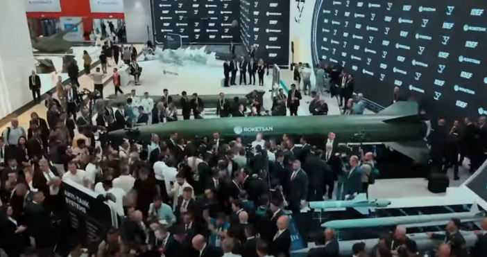 Турция ще започне масово производство на хиперзвукова балистична ракета Tayfun