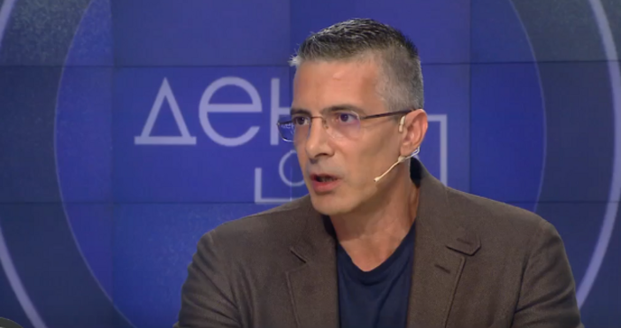 Формулите за вдигане на минимални заплати и осигуровки няма как