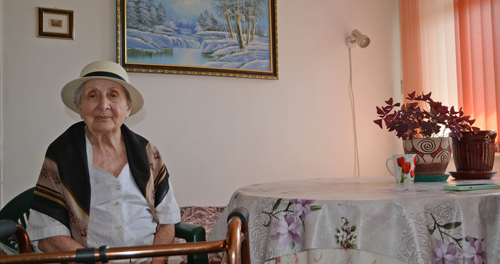 снимки община ВарнаНа 29 септември тази година най възрастната жителка на