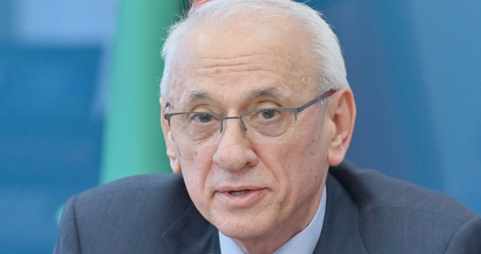 Здравният министър обяви ексклузивна новина 46 5 от ражданията в България са