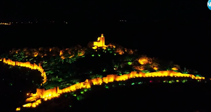 Емблематичният за България аудио визуален спектакъл Царевград Търнов Звук и