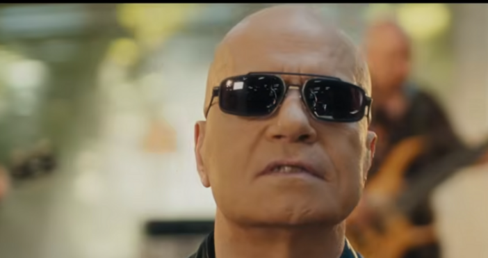 Лидерът на Има такъв народ Слави Трифонов честити Деня на