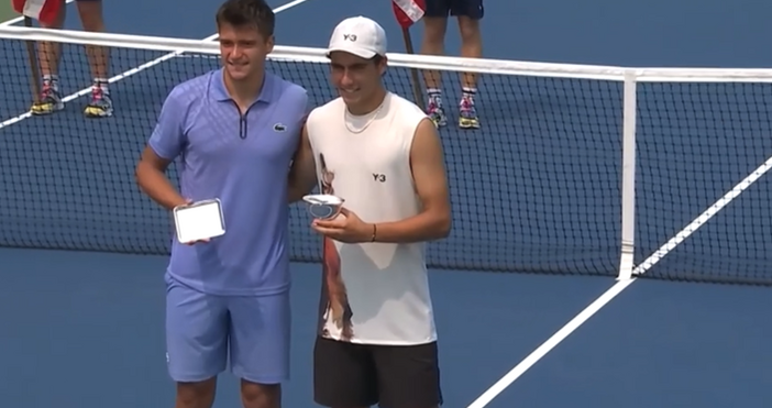 Стопкадър бТВНаши перспективни тенисисти влязоха в историята Родният ни талант Александър Василев загуби