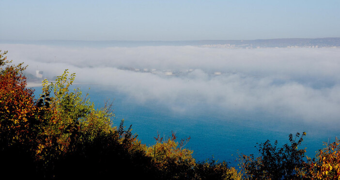 Сутринта ще е почти безоблачно в крайните източни райони
