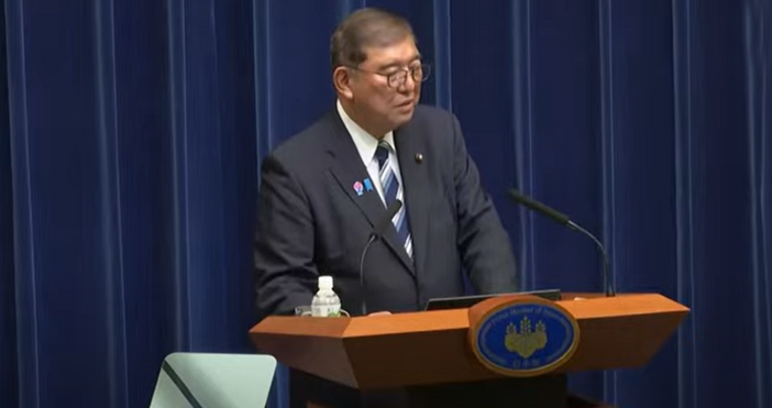 Японският премиер Шигеру Ишиба подаде днес оставка предизвиквайки вероятен дълъг