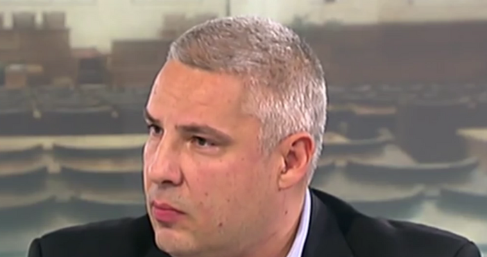 Защитникът твърди че съдът прокуратурата и МВР са или тежко