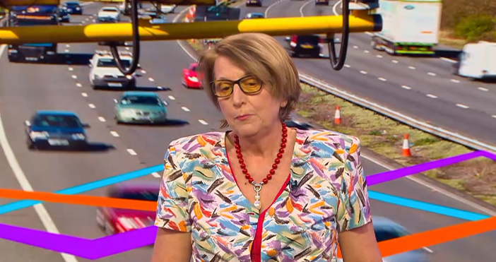 Стопкадър Нова ТвЕксперт по етикет и протокол обясни защо тежките