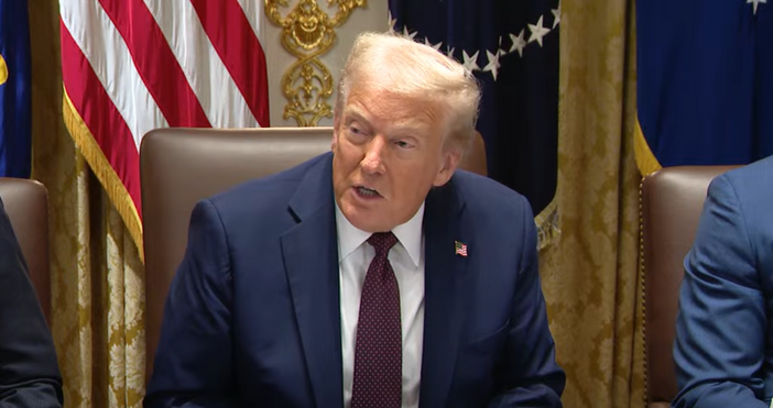 ЮтубАмериканският президент Доналд Тръмп реагира в социалната мрежа Truth Social