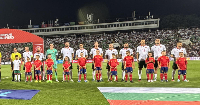 След раздялата с Илиян Илиев  В следващите дни Българският футболен съюз