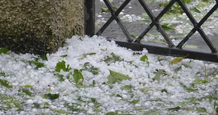 Прогноза за България за 11 09 2025Атмосферното налягане е близко до средното