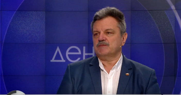 Коалицията Продължаваме промяната Демократична България предупреди че България е по застрашена от