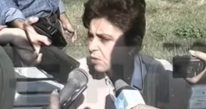 Две контактьорки убедиха над 3000 души да чакат НЛО на