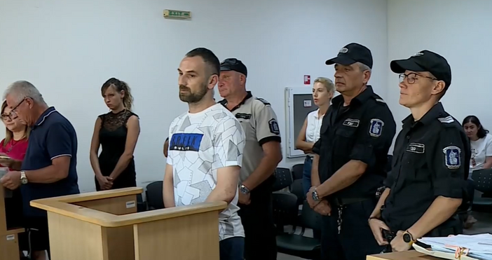 Делото за малтретирания Адриан в Пловдив започва днес отначало и