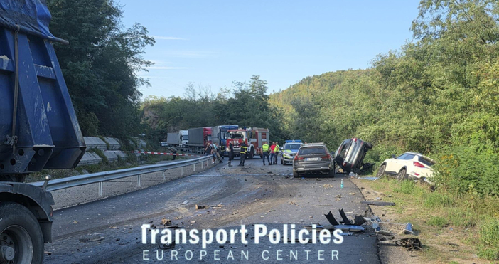 Двама румънски граждани са загиналите при катастрофа в Прохода на