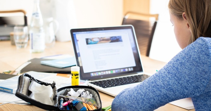 Рязко се увеличава броят на децата с дигитална зависимост през