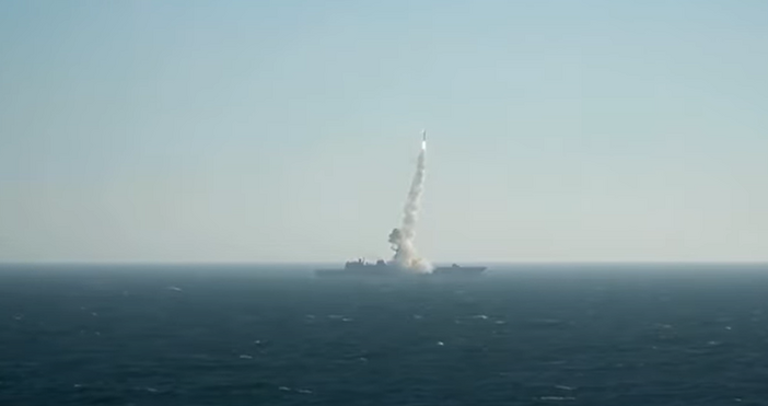 Русия съобщи че е изстреляла хиперзвукова крилата ракета Циркон по