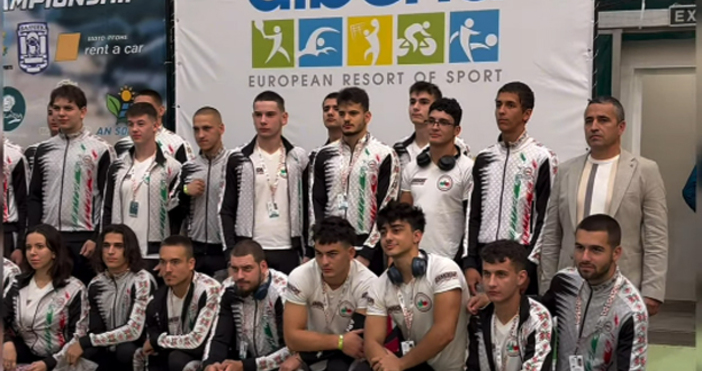 Георги Колев завоюва златния медал при юношите до 65 килограма