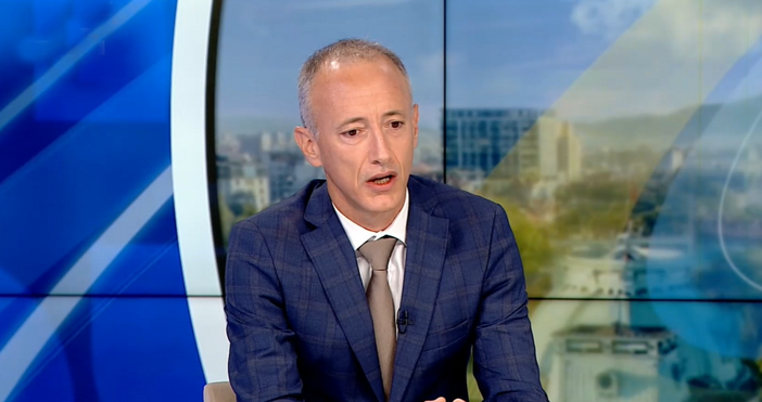 Усилването на възпитателната функция на училището е едно от най важните