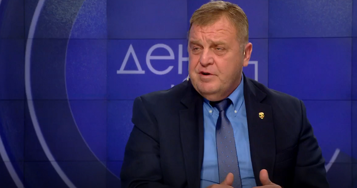Като игра с огъня определи бившият военен министър Красимир Каракачанов реакциите след