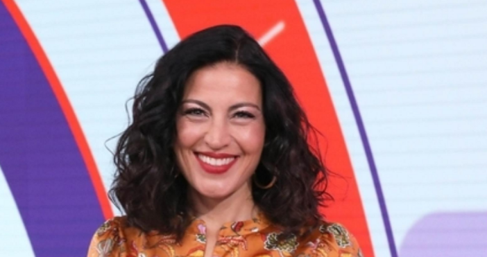 Прекрасна вест за Деси Стоянова Голяма светска бомба гръмна в премиерата