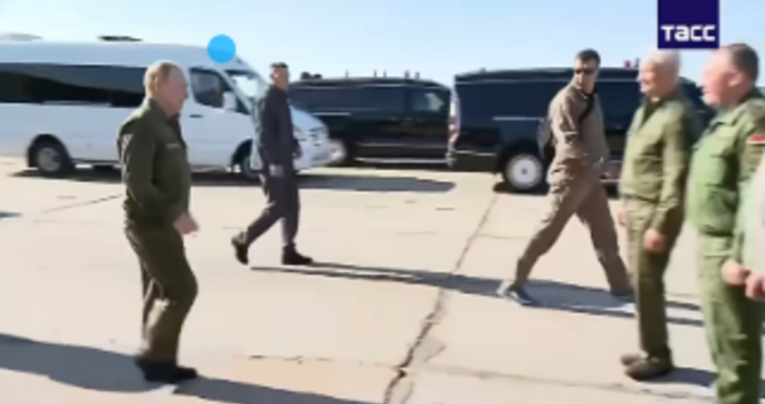 Руският президент Владимир Путин пристигна по рано днес на полигона Мулино