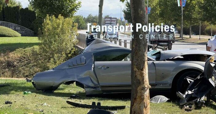 Снимки Европейски център за транспортни политикиАвтомобилът е бил мощен а