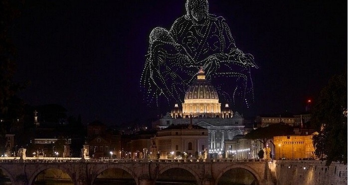 Последният път когато десетки хиляди хора се събраха на площад