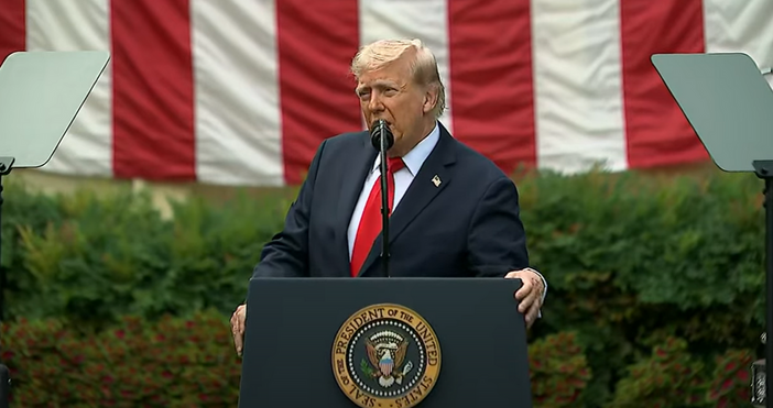 Президентът на САЩ Доналд Тръмп заведе дело за клевета и